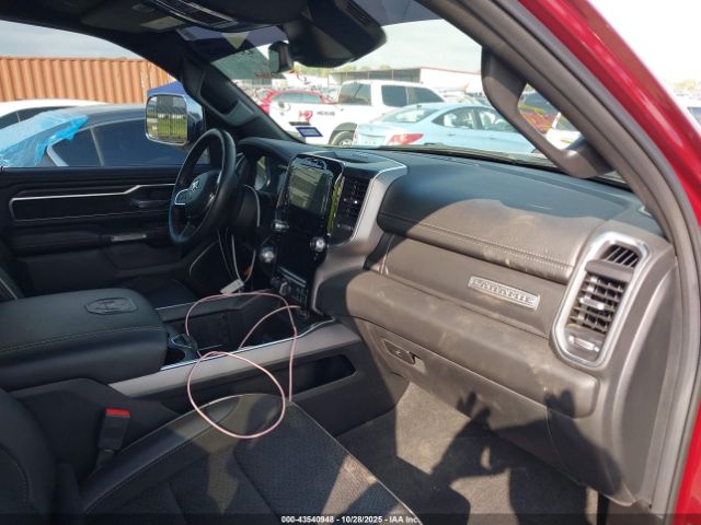 2023 RAM 1500 1C6RREJT8PN584901 Photo 4