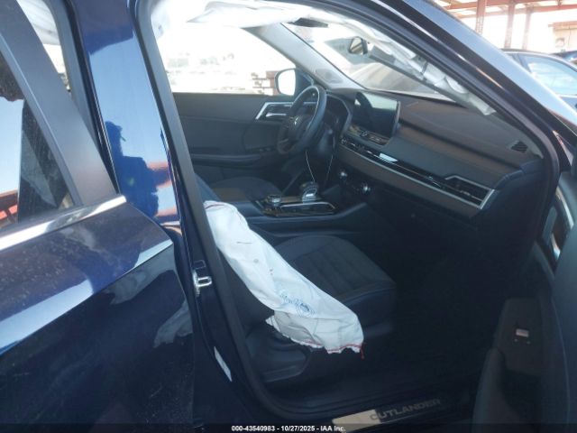 2025 MITSUBISHI OUTLANDER JA4J3VA89SZ046349 Photo 4