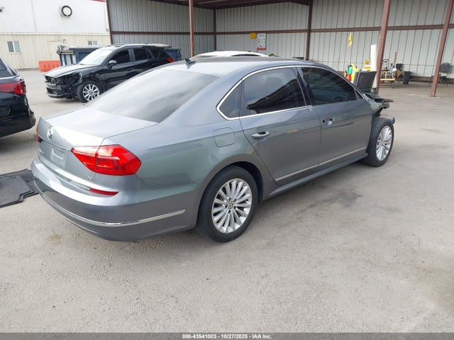 Volkswagen Passat 1.8t Se 2016 1VWBT7A3XGC043526 Image 4