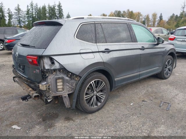 2018 VOLKSWAGEN TIGUAN 3VV2B7AX0JM157244 Photo 3