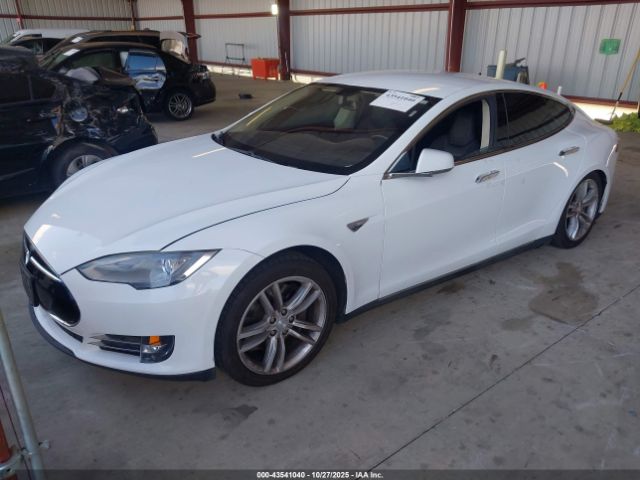 2013 TESLA MODEL S 5YJSA1CN2DFP05943 Photo 1
