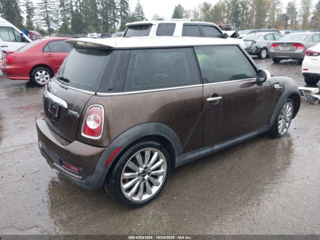 2011 MINI COOPER S WMWSV3C51BTY11548 Photo 3