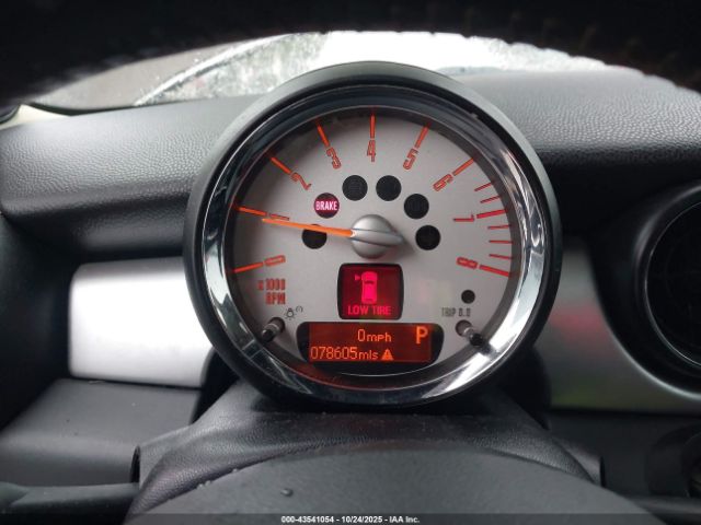 2011 MINI COOPER S WMWSV3C51BTY11548 Photo 6