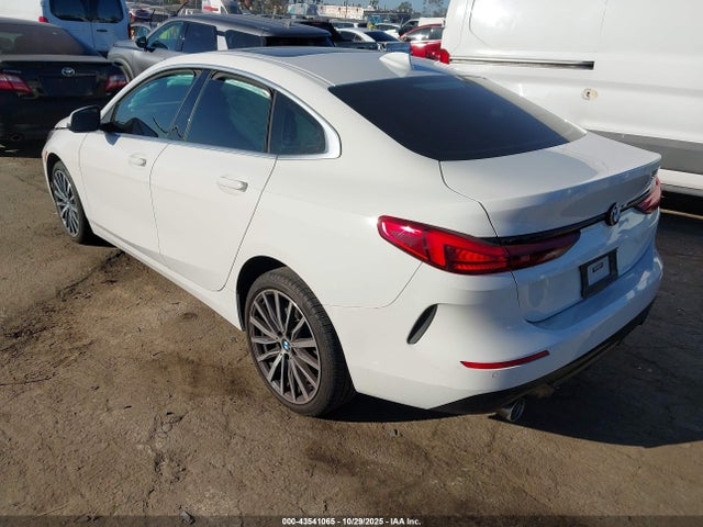 BMW 228 Gran Coupe I Sdrive 2023 WBA53AK09P7M40006 Image 3