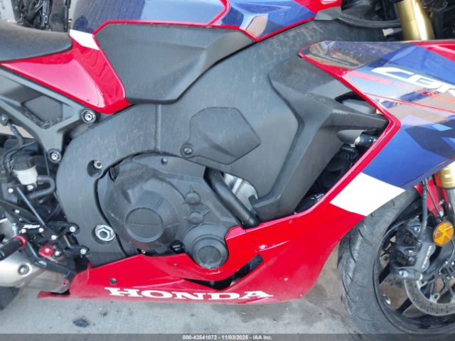 2022 HONDA CBR1000 JH2SC7752NK500223 Photo 7