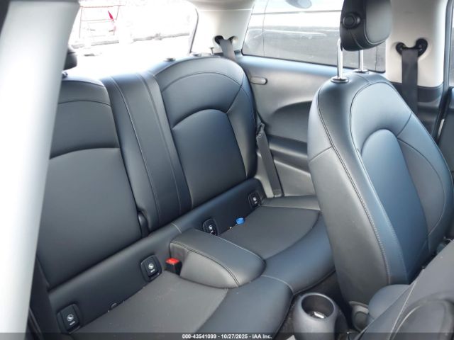 2016 MINI HARDTOP WMWXP5C57G3B77233 Photo 7