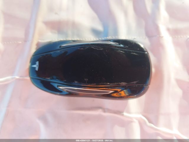 2015 TESLA MODEL S 5YJSA1S19FFP78390 Photo 10