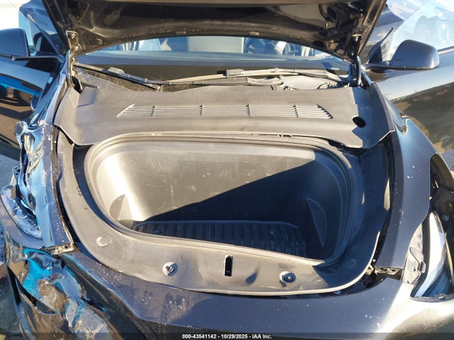 2021 TESLA MODEL Y 5YJYGDEFXMF277720 Photo 9