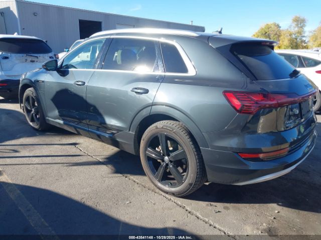 2019 AUDI E-TRON WA1LAAGE8KB010374 Photo 2