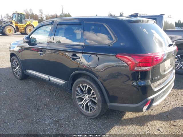 2018 MITSUBISHI OUTLANDER JA4AZ3A37JJ006095 Photo 2