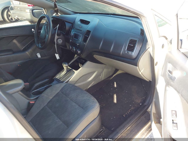 Aukcja sprzedaży 2015 Kia Forte Lx, vin: KNAFK4A69F5331523, numer aukcji: 43541174
