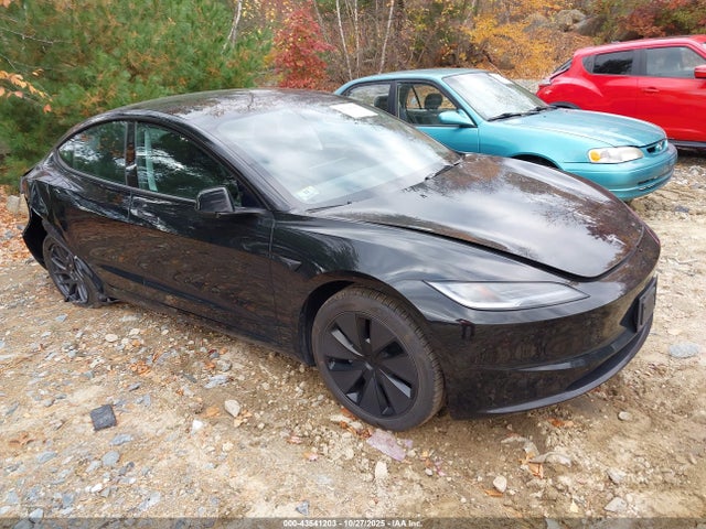 2025 TESLA MODEL 3 5YJ3E1EB1SF888373 Photo 0