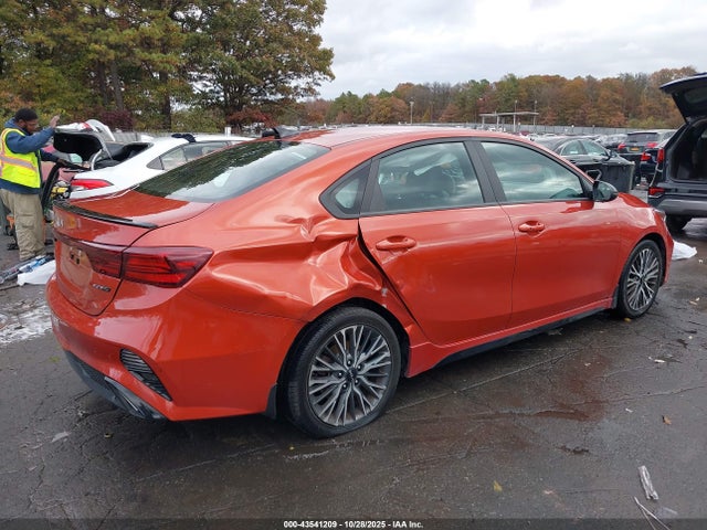 43541209 :رقم المزاد ، 3KPF54AD0PE557268 vin ، 2023 Kia Forte Gt-line مزاد بيع