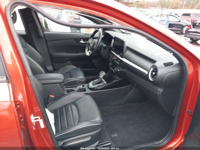 43541209 :رقم المزاد ، 3KPF54AD0PE557268 vin ، 2023 Kia Forte Gt-line مزاد بيع