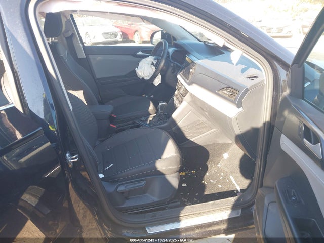 Продаж на аукціоні авто 2024 Volkswagen Taos 1.5t Se, vin: 3VVVX7B23RM064022, номер лоту: 43541243