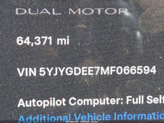 2021 Tesla Model Y Long Range Dual Motor All-wheel Drive მანქანა იყიდება აუქციონზე, vin: 5YJYGDEE7MF066594, აუქციონის ნომერი: 43541354