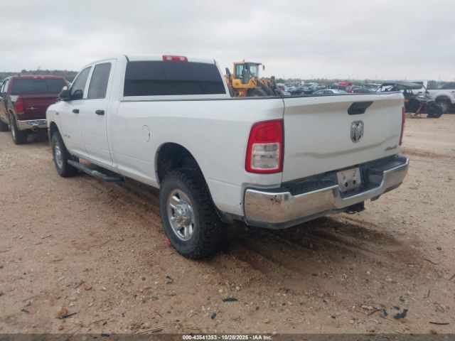 2022 RAM 2500 3C6UR5HJ2NG319475 Photo 2