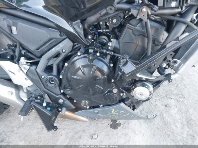 2024 KAWASAKI EX650 ML5EXEP15RDAC9683 Photo 7