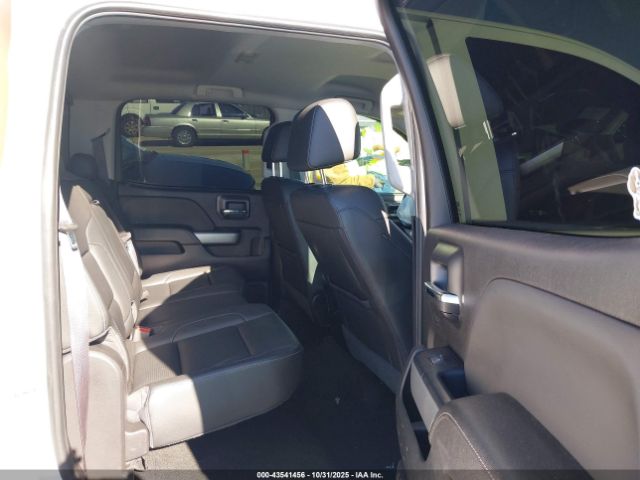 2017 CHEVROLET SILVERADO 2500HD 1GC1KWEG9HF200956 Photo 7