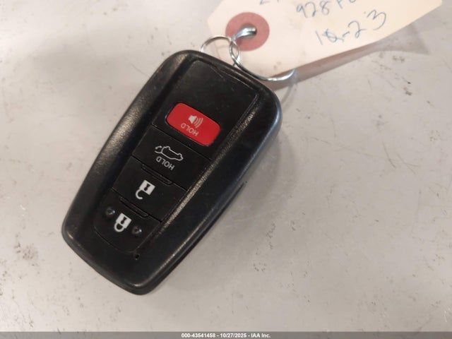 4T3RWRFV0RU119821 Toyota Rav4 Hybrid Xle