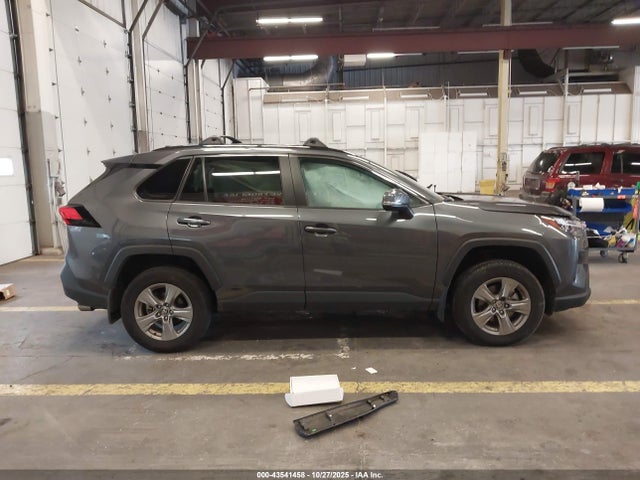 4T3RWRFV0RU119821 Toyota Rav4 Hybrid Xle