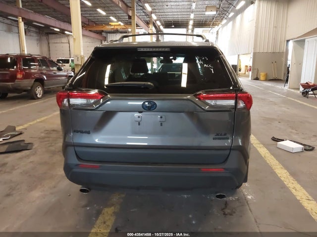 4T3RWRFV0RU119821 Toyota Rav4 Hybrid Xle