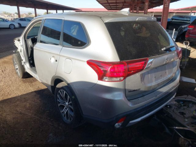2018 MITSUBISHI OUTLANDER JA4AD2A38JZ061987 Photo 2