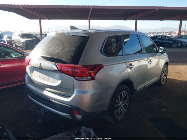 2018 MITSUBISHI OUTLANDER JA4AD2A38JZ061987 Photo 3
