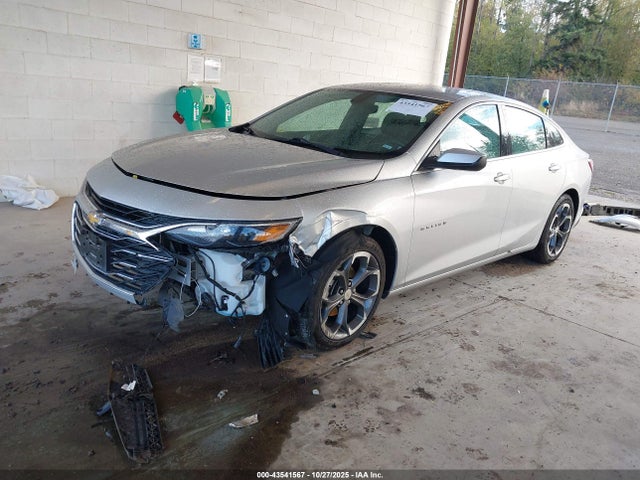 1G1ZD5ST3NF138676 Chevrolet Malibu Fwd Lt