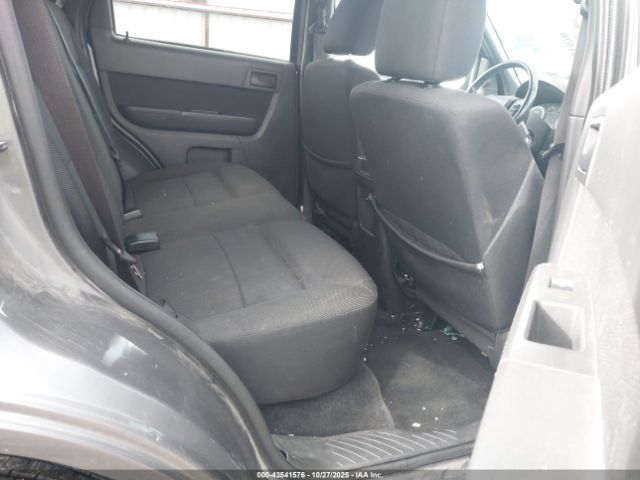 2009 FORD ESCAPE 1FMCU93709KB26676 Photo 7