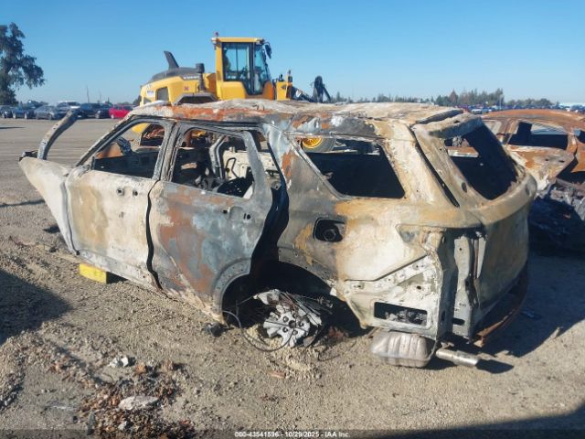 2024 FORD EXPLORER 1FMSK7DHXRGA17965 Photo 2