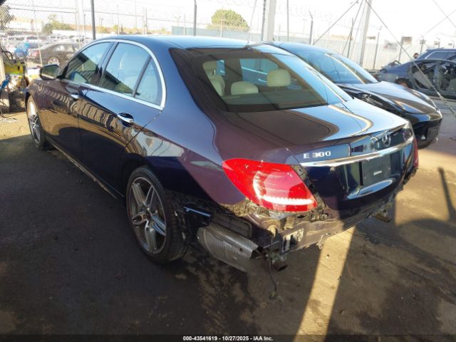 2018 MERCEDES-BENZ E 300 WDDZF4JB5JA445865 Photo 2
