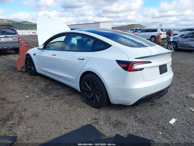 2025 TESLA MODEL 3 5YJ3E1ET8SF038801 Photo 2