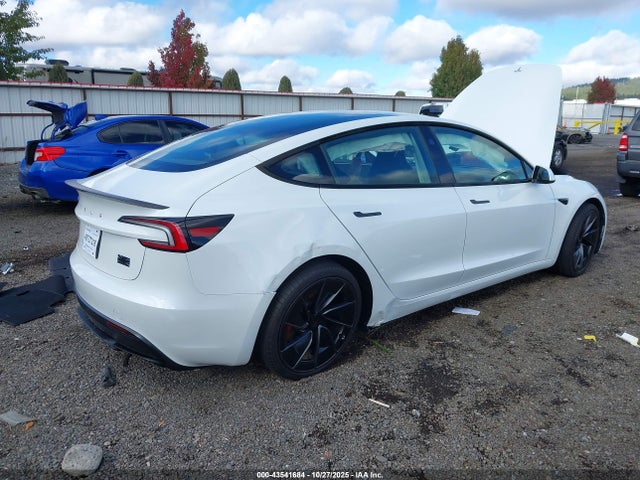 2025 TESLA MODEL 3 5YJ3E1ET8SF038801 Photo 3