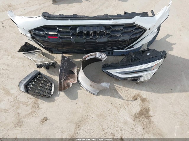 WAUJ3DGY6RA010003 Audi S3 Prestige Tfsi Quattro S Tronic