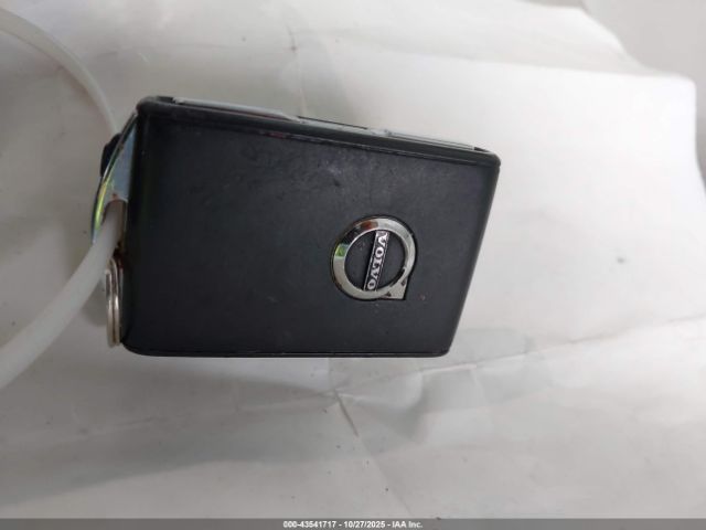 2020 VOLVO XC40 YV4162UK2L2325765 Photo 10