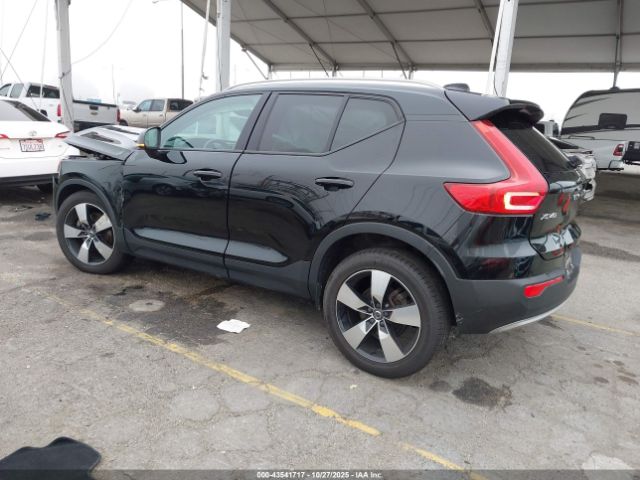 2020 VOLVO XC40 YV4162UK2L2325765 Photo 2