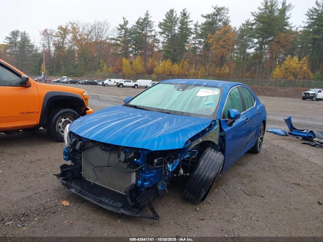 Toyota CAMRY SE 2018 4T1B11HK7JU022097 Image 2