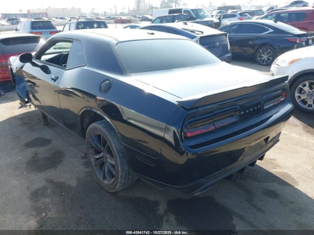 2016 DODGE CHALLENGER 2C3CDZBT6GH337974 Photo 2