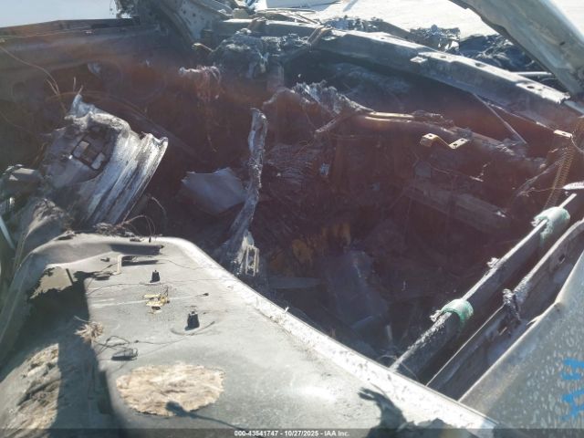 2016 BMW M4 WBS3R9C58GK337215 Photo 4