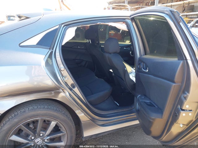 SHHFK7H66MU223011 Honda CIVIC EX
