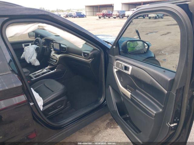 2022 FORD EXPLORER 1FMSK7DH2NGB72195 Photo 4