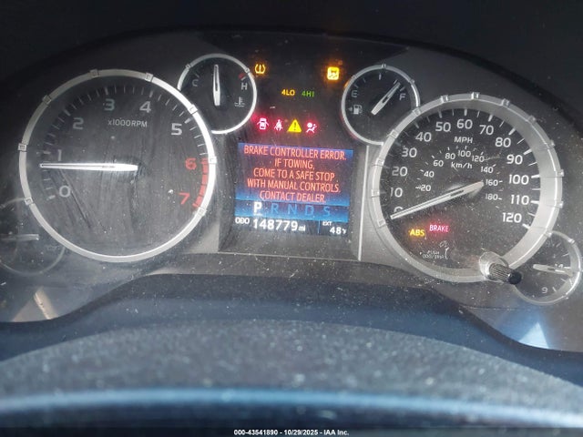 5TFHY5F12HX590813 Toyota Tundra Limited 5.7l V8