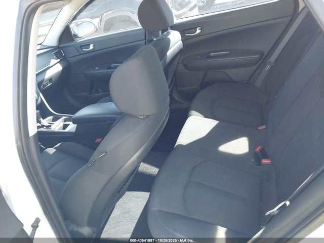 KNAGT4L39G5086048 KIA Optima Lx