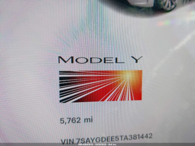 2026 TESLA MODEL Y 7SAYGDEE5TA381442 Photo 6