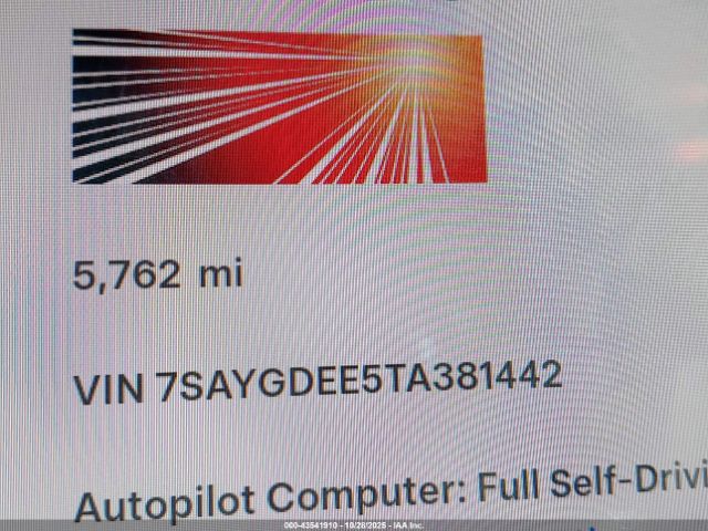 2026 TESLA MODEL Y 7SAYGDEE5TA381442 Photo 8