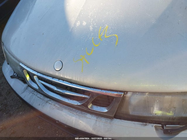 1999 SAAB 9-3 YS3DD78N3X7003886 Photo 9
