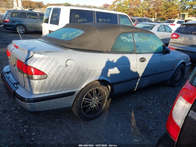 1999 SAAB 9-3 YS3DD78N3X7003886 Photo 3