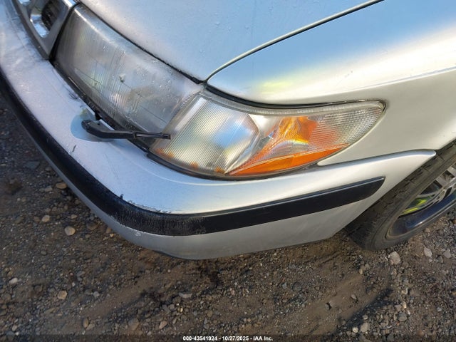 1999 SAAB 9-3 YS3DD78N3X7003886 Photo 5