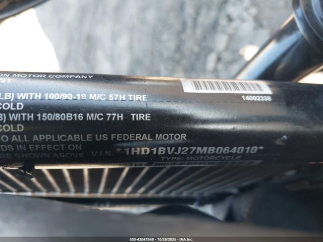 2021 HARLEY-DAVIDSON FXST 1HD1BVJ27MB064010 Photo 9